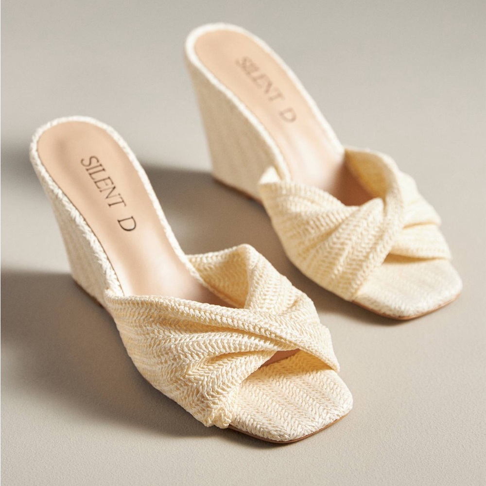 Silent D Katia Wedges!